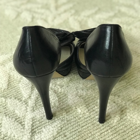 Nine West Peep Toe Heels with Rose - Picture 4 of 7